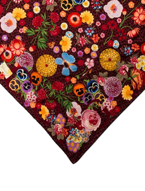 gucci flower print scarf|gucci neckerchief.